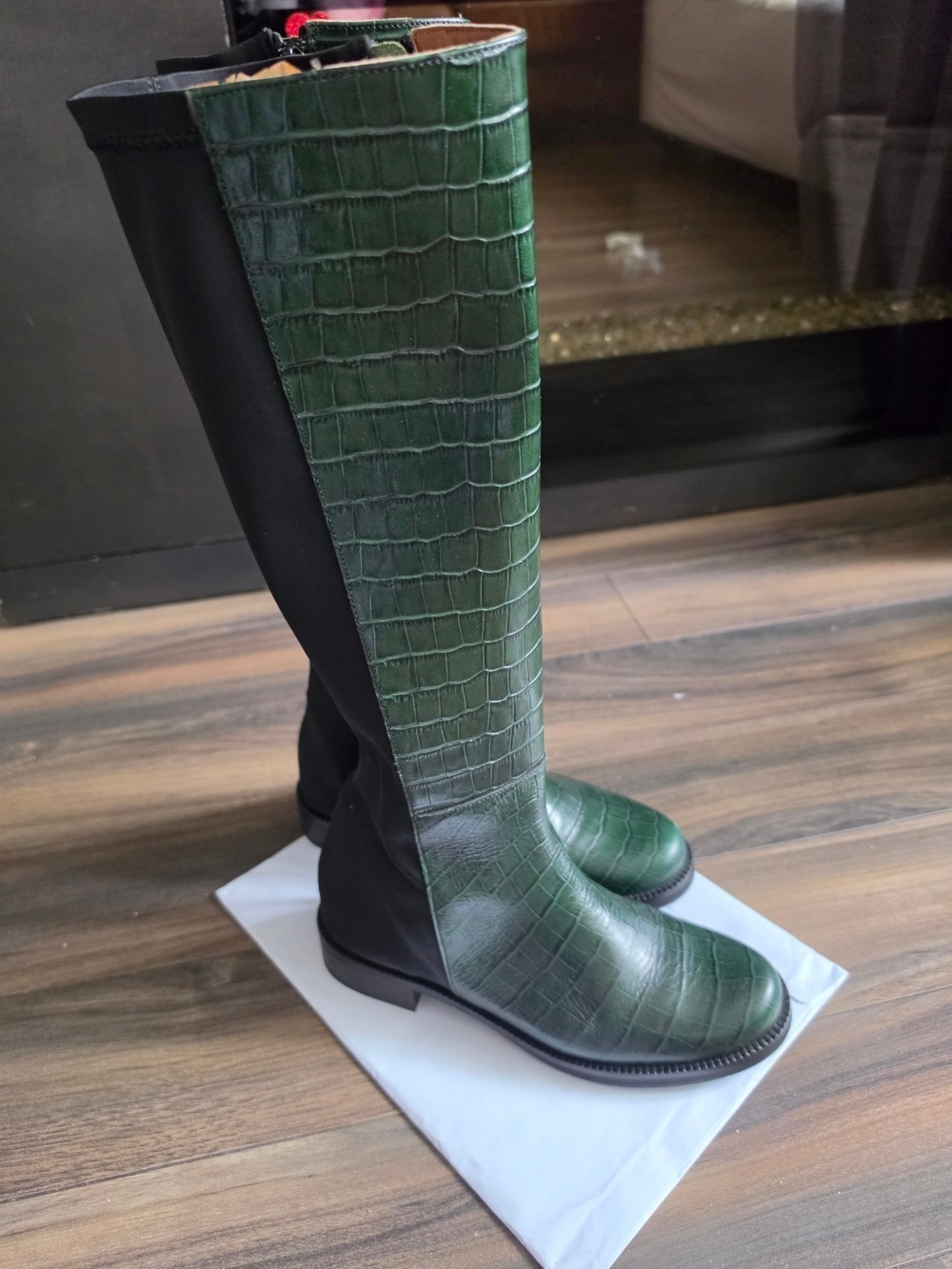 Unity In Diversity Green Croc Embossed Knee High Boots Size 38 US 7.5 - Picture 3 of 11